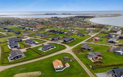 Lonne - 750M to the Fjord: Hus, Tag, Hjem, Sommerhus, Skur, Garden Bygninger, Sidespor, Gård, Bjælkehytte, Hytte