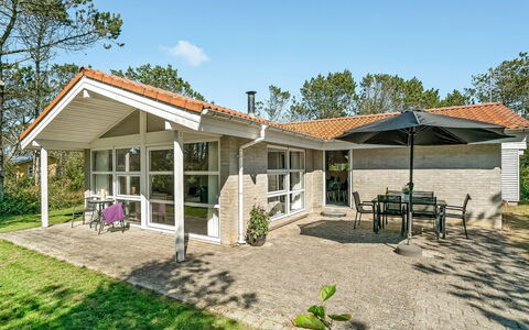 Aslak - 350M from the Sea: Plantesamfund, Sollys, Urteagtig Plante, Have, Plantation, Landbrug, Farm
