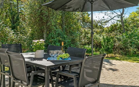 Aslak - 350M from the Sea: Plantesamfund, Sollys, Urteagtig Plante, Have, Plantation, Landbrug, Farm