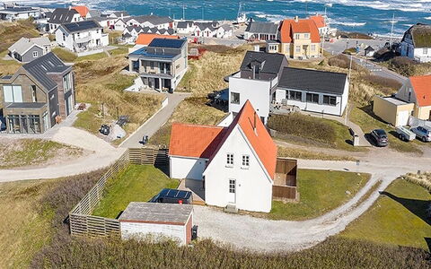 Bernice - 150M from the Sea: Sommerhus, Skur, Hytte, Stuehus, Prærie, Hytte, Lade, Bjælkehytte, Garden Bygninger