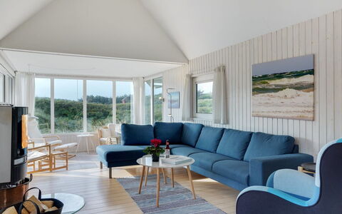 Henric - 100M from the Sea: Hus, Hjem, Tag, Boligområde, Sommerhus, Estate, Stuehus, Lawn, Landscaping, Sidespor