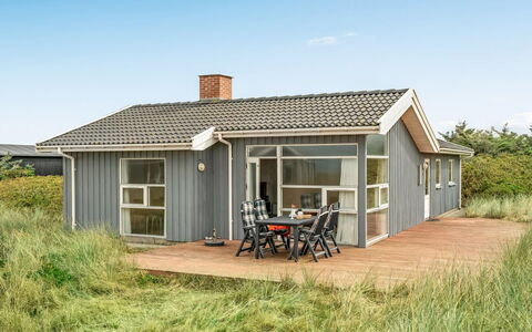Gilbert - 96M from the Sea: Plantesamfund, Sollys, Urteagtig Plante, Have, Plantation, Landbrug, Farm