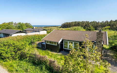 Gildo - 932M from the Sea: Arkitektur, Tag, Hjem, Kompositmateriale, Dagslys, Sidespor, Indkørsel