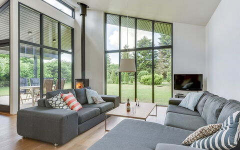 Pavle - 700M from the Sea: Tag, Hus, Land Lot, Hjem, Sommerhus, Estate, Garden Bygninger, Skygge, Bjælkehytte, Landscaping