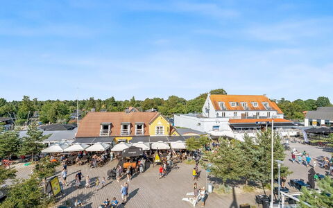 Akseli - 800M from the Sea: Græs, Hus, Tag, Hjem, Sommerhus, Busk, Land Lot, Landdistrikt, Stuehus, Bunddække