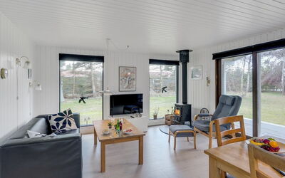 Aileen - 900M from the Sea