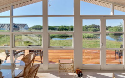 Allis - 400M from the Sea