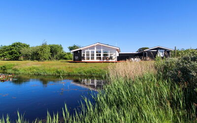 Allis - 400M from the Sea