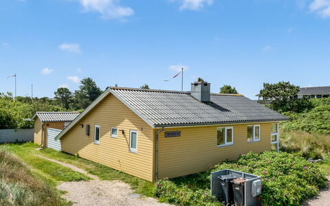 Tedora - 300M from the Sea: Bjergrige Landskabsformer, Bjerg, Bakke, Bjergkæde, Hill Station, Menneskelig Bosættelse, Urban Design, Alps, Dal, Topmøde