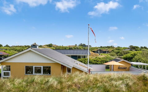 Tedora - 300M from the Sea: Bjergrige Landskabsformer, Bjerg, Bakke, Bjergkæde, Hill Station, Menneskelig Bosættelse, Urban Design, Alps, Dal, Topmøde