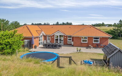 Jonke - 800M from the Sea