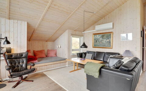 Rosali - 500M from the Sea: Sommerhus, Skur, Hytte, Stuehus, Prærie, Hytte, Lade, Bjælkehytte, Garden Bygninger