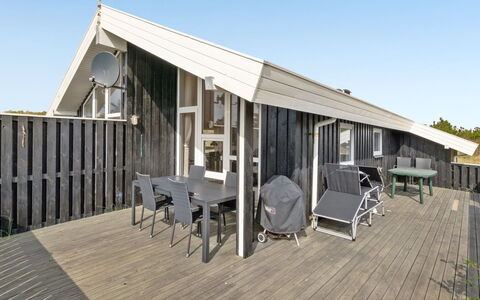 Rosali - 500M from the Sea: Sommerhus, Skur, Hytte, Stuehus, Prærie, Hytte, Lade, Bjælkehytte, Garden Bygninger