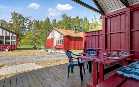 Hira - 300M from the Sea: Tag, Hus, Hjem, Sommerhus, Dør, Sidespor, Dæk, Veranda, Planke, Hårdttræ