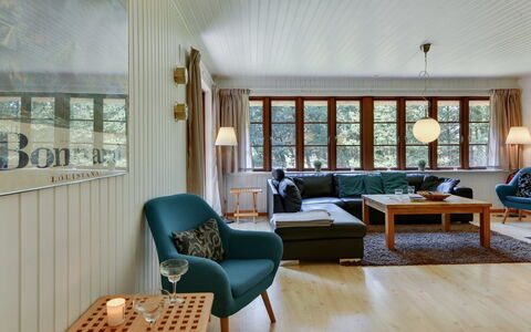 Satzur - 800M from the Sea: Indretning, Møbel, Gulvbelægning, Couch, Etage, Træ, Loft, Stue, Hjem, Værelse