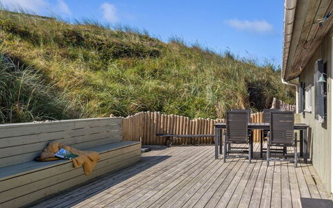 Kalervo - 100M from the Sea: Arkitektur, Tag, Hjem, Kompositmateriale, Dagslys, Sidespor, Indkørsel
