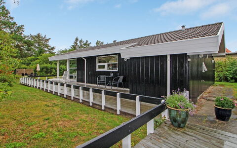 Fasti - 300M from the Sea: Plantesamfund, Sollys, Urteagtig Plante, Have, Plantation, Landbrug, Farm
