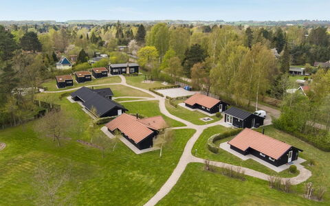 Ruut - 200M from the Sea: Gulvbelægning, Væg, Etage, Indretning, Træ, Loft, Trægulve, Belysning, Møbel, Laminat Gulv