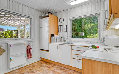 Lirita - 700M from the Sea