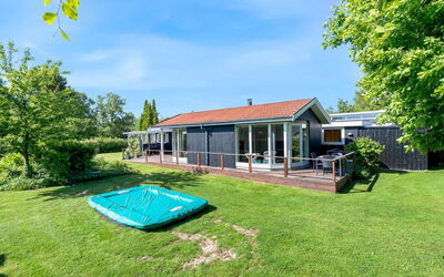 Lirita - 700M from the Sea