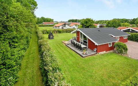 Annica - 150M from the Sea: Plantesamfund, Sollys, Urteagtig Plante, Have, Plantation, Landbrug, Farm