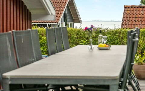Annica - 150M from the Sea: Plantesamfund, Sollys, Urteagtig Plante, Have, Plantation, Landbrug, Farm