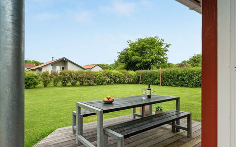 Annica - 150M from the Sea: Plantesamfund, Sollys, Urteagtig Plante, Have, Plantation, Landbrug, Farm
