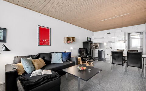 Benite - 50M from the Sea: Græs, Græs-, Landskab, Økoregion, Almindeligt, Plantesamfund, Land Lot, Udendørs Møbler, Prærie, Shrubland