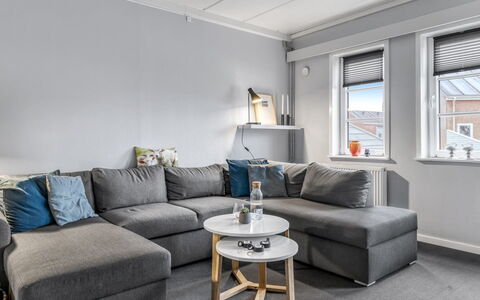 Fraya - 2.3Km from the Sea: Bygning, Hus, Vindue, Hjem, Tag, Boligområde, Busk, Sommerhus, Land Lot