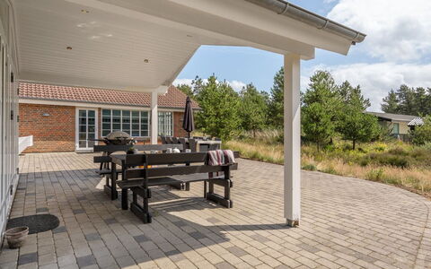 Nana - 4Km from the Sea: Hjem, Sommerhus, Veranda, Hårdttræ, Sidespor, Dæk, Skygge, Planke, Estate, Garden Bygninger