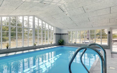 Nana - 4Km from the Sea: Loft, Udvej, Svømmepøl, Dagslys, Design, Hotel, Eco Hotel