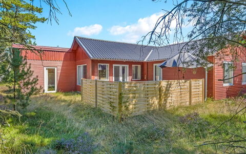 Dorreth - 800M from the Sea: Sommerhus, Hjem, Hus, Tag, Veranda, Estate, Sidespor, Garden Bygninger, Stuehus, Gård