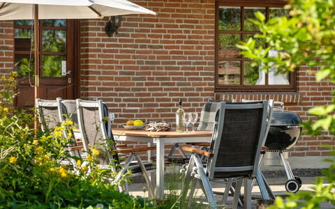 Iiro - 2.5Km from the Sea