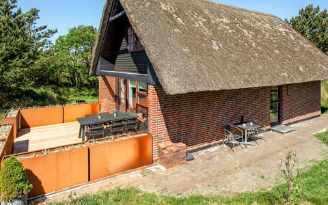 Grita - 500M from the Sea: Plantesamfund, Sollys, Urteagtig Plante, Have, Plantation, Landbrug, Farm
