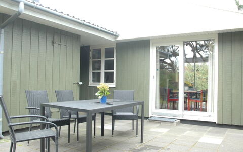 Edite - 500M from the Sea: Plantesamfund, Sollys, Urteagtig Plante, Have, Plantation, Landbrug, Farm