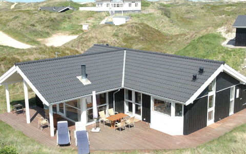Asvalde - 150M from the Sea: Hjem, Sommerhus, Veranda, Hårdttræ, Sidespor, Dæk, Skygge, Planke, Estate, Garden Bygninger