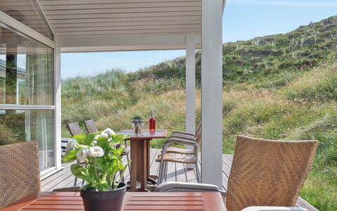 Asvalde - 150M from the Sea: Tag, Hus, Hjem, Sommerhus, Sidespor, Estate, Indkørsel, Garden Bygninger, Gård, Skur