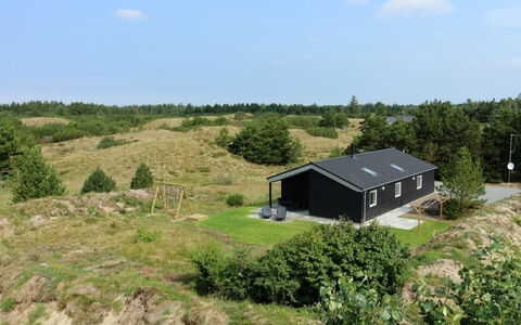 Soili - 1.2Km from the Sea: Hjem, Sommerhus, Veranda, Hårdttræ, Sidespor, Dæk, Skygge, Planke, Estate, Garden Bygninger