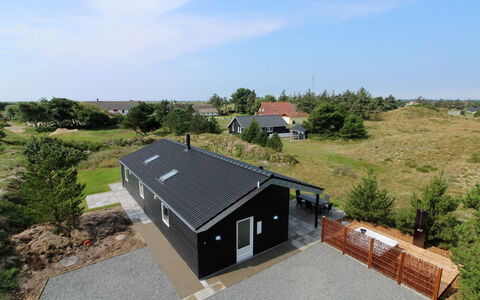 Soili - 1.2Km from the Sea: Tag, Hus, Hjem, Sommerhus, Dør, Sidespor, Dæk, Veranda, Planke, Hårdttræ