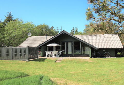 Anka - 2Km from the Sea: 