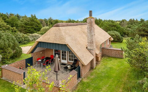 Pasi - 1.2Km from the Sea: Sommerhus, Skur, Hytte, Stuehus, Prærie, Hytte, Lade, Bjælkehytte, Garden Bygninger