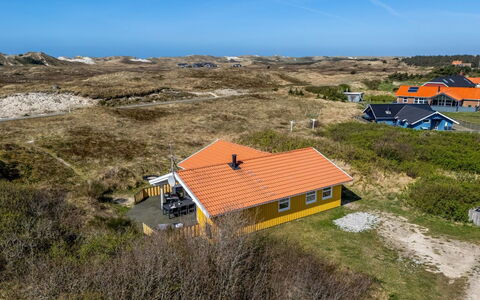 Midja - 800M from the Sea: Sommerhus, Skur, Hytte, Stuehus, Prærie, Hytte, Lade, Bjælkehytte, Garden Bygninger