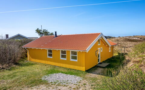 Midja - 800M from the Sea: Sommerhus, Skur, Hytte, Stuehus, Prærie, Hytte, Lade, Bjælkehytte, Garden Bygninger
