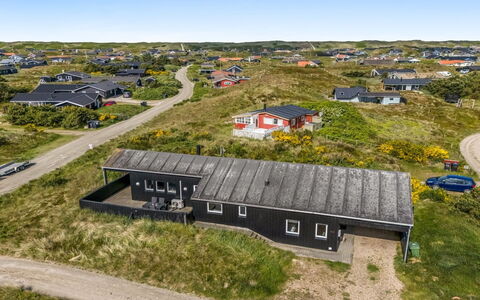Temjana - from the Sea: Hus, Tag, Hjem, Sommerhus, Skur, Garden Bygninger, Sidespor, Gård, Bjælkehytte, Hytte