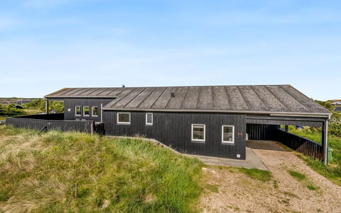 Temjana - from the Sea: Hus, Tag, Hjem, Sommerhus, Skur, Garden Bygninger, Sidespor, Gård, Bjælkehytte, Hytte