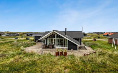 Sochyeta - 150M from the Sea