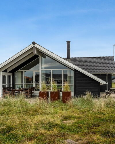 Sochyeta - 150M from the Sea