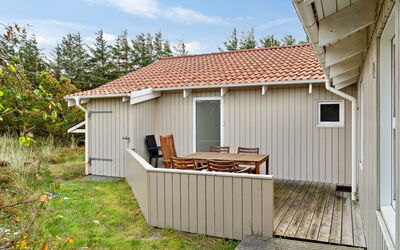 Zoya - 900M from the Sea