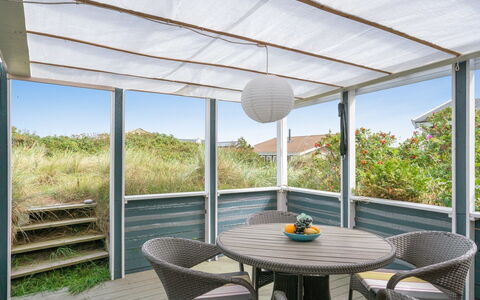 Stener - 250M from the Sea: Møbel, Udendørs Møbler, Skygge, Glas, Stol, Udendørs Bord, Udendørs Struktur, Veranda, Dæk, Loft