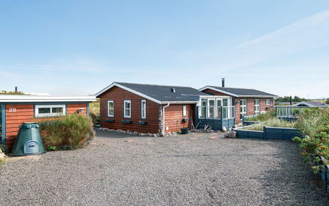 Stener - 250M from the Sea: Bygning, Hus, Tag, Hjem, Boligområde, Arkitektur, Sommerhus, Land Lot, Sidespor, Forstad